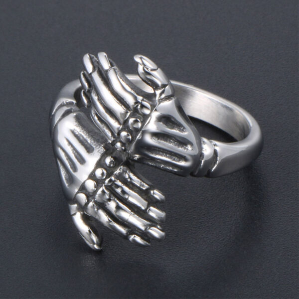 Unisex Punk Personality Skull Hand Steel Ring for Men and Women (3)