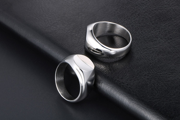Unisex Round Flat Steel Ring Personality Fashion Glossy Ring for Men & Women (2)